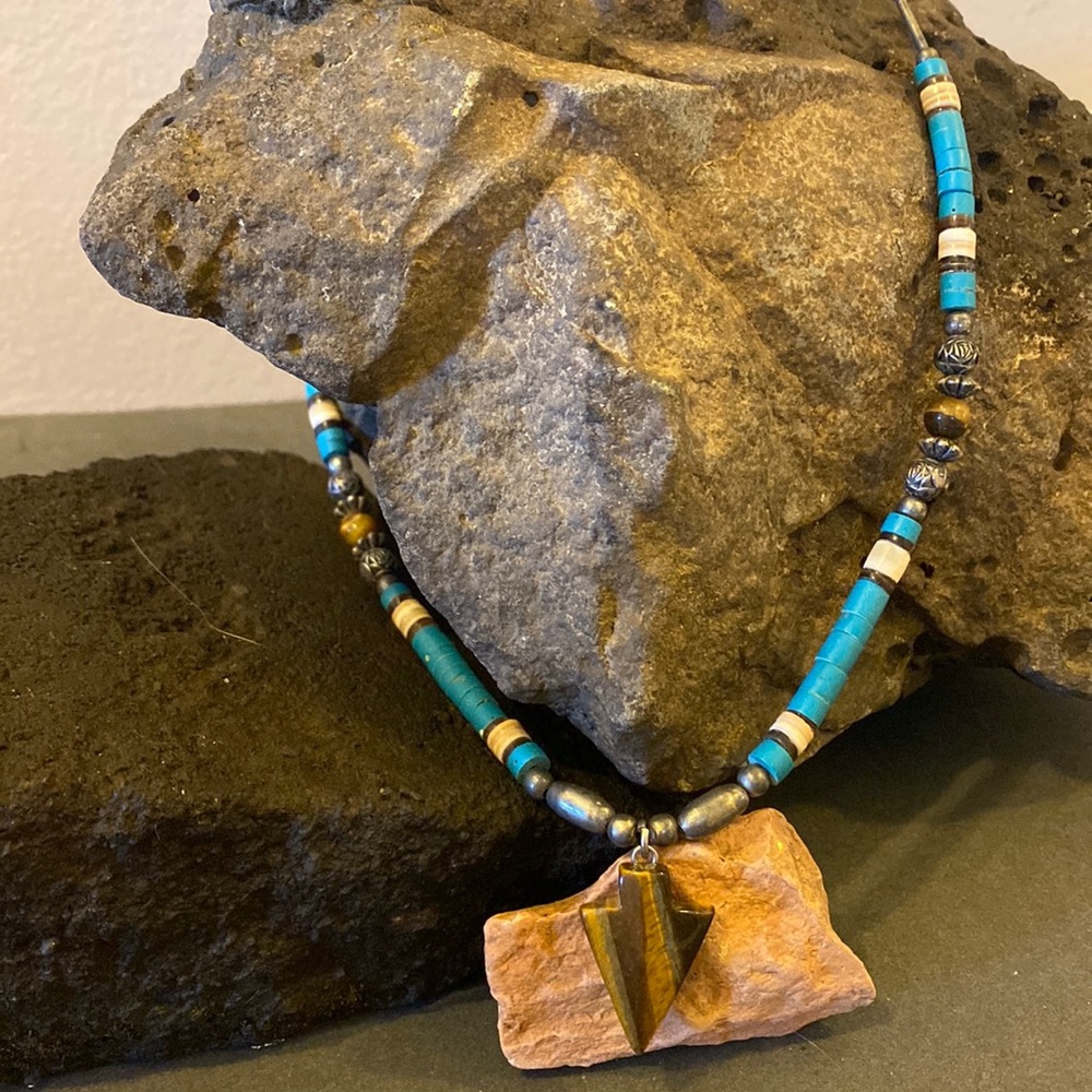 Woman’s necklace
